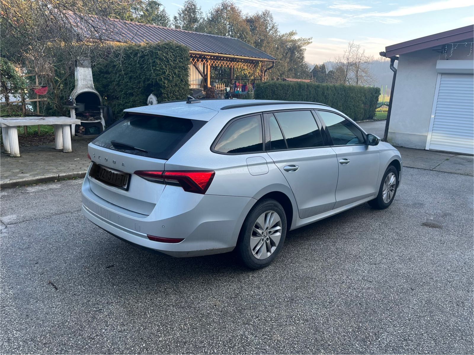Škoda Octavia Combi 2,0 TDI, fotografija 1