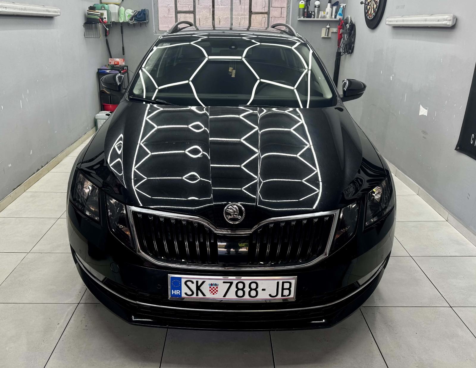 Škoda Octavia Combi 2,0 TDI, fotografija 9