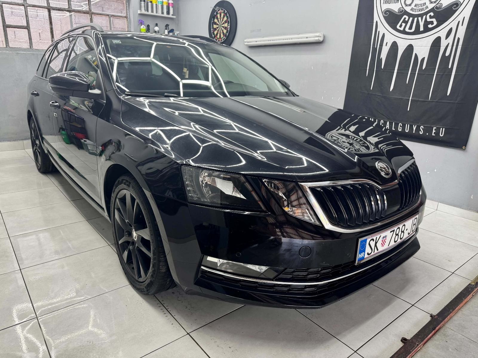 Škoda Octavia Combi 2,0 TDI, fotografija 10
