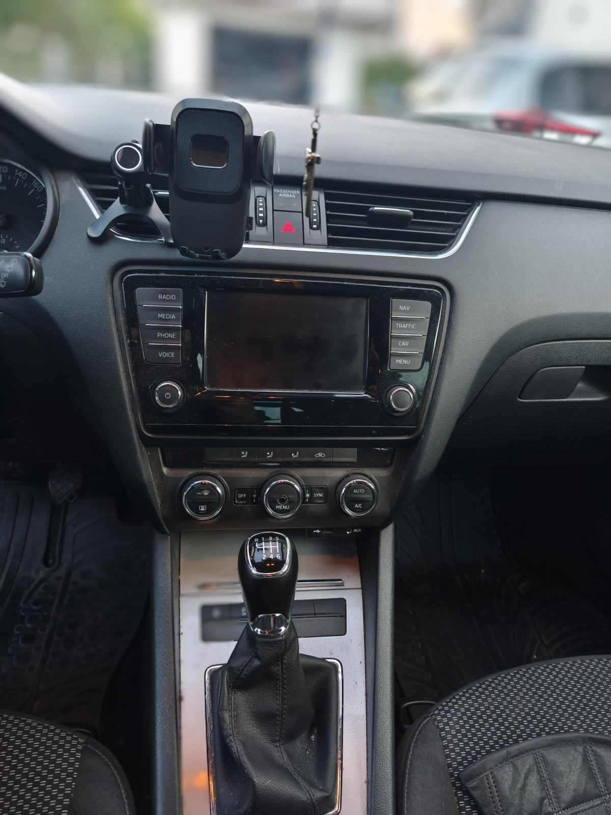 Škoda Octavia Combi 2,0 TDI, fotografija 10