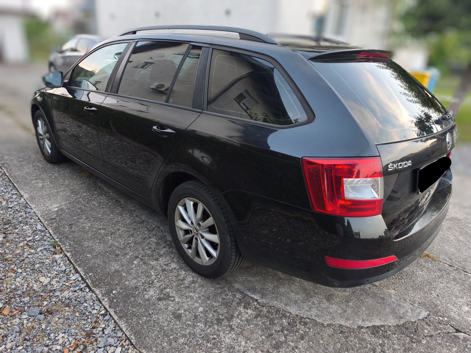 Škoda Octavia Combi 2,0 TDI, fotografija 4