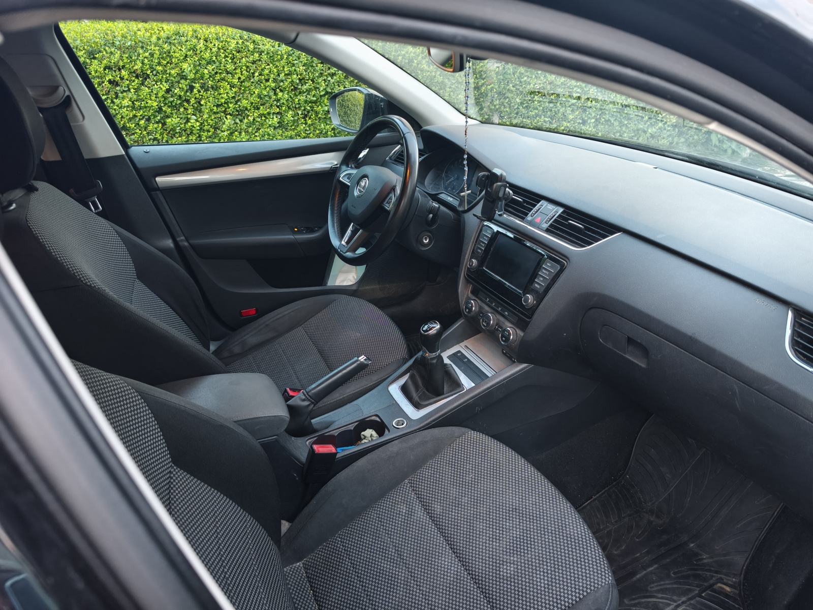 Škoda Octavia Combi 2,0 TDI, fotografija 12