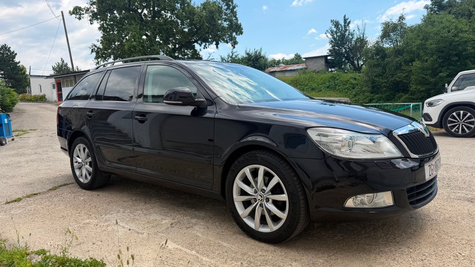 Škoda Octavia Combi 2,0 TDI, reg. 04.27., pogled izvana - slika 2