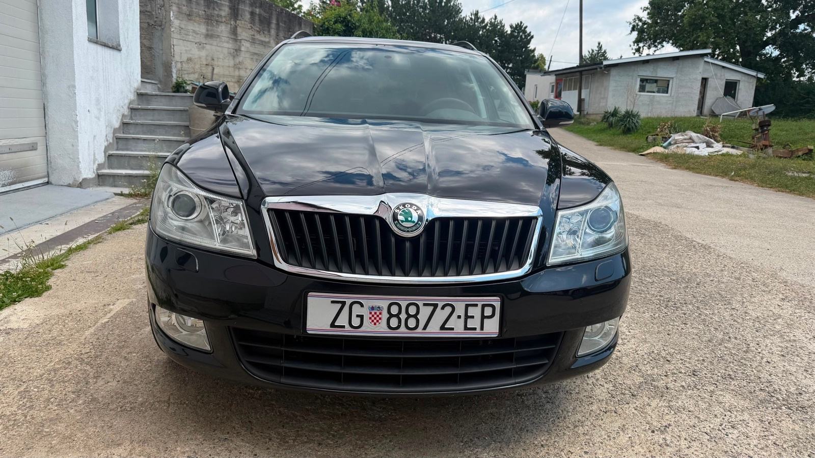Škoda Octavia Combi 2,0 TDI, reg. 04.27., pogled izvana - slika 5