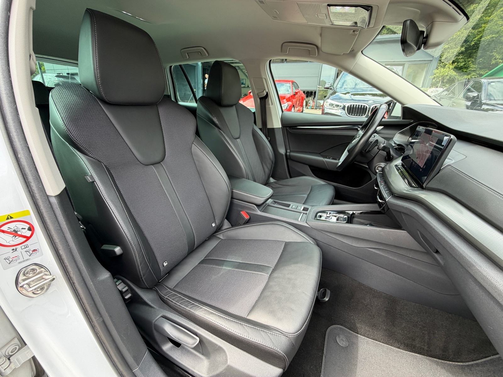 Škoda Octavia Combi 2.0 TDI AUTOMATIK,JAMSTVO,110 KW,KOŽA,LED,U PDV-U!, fotografija 6