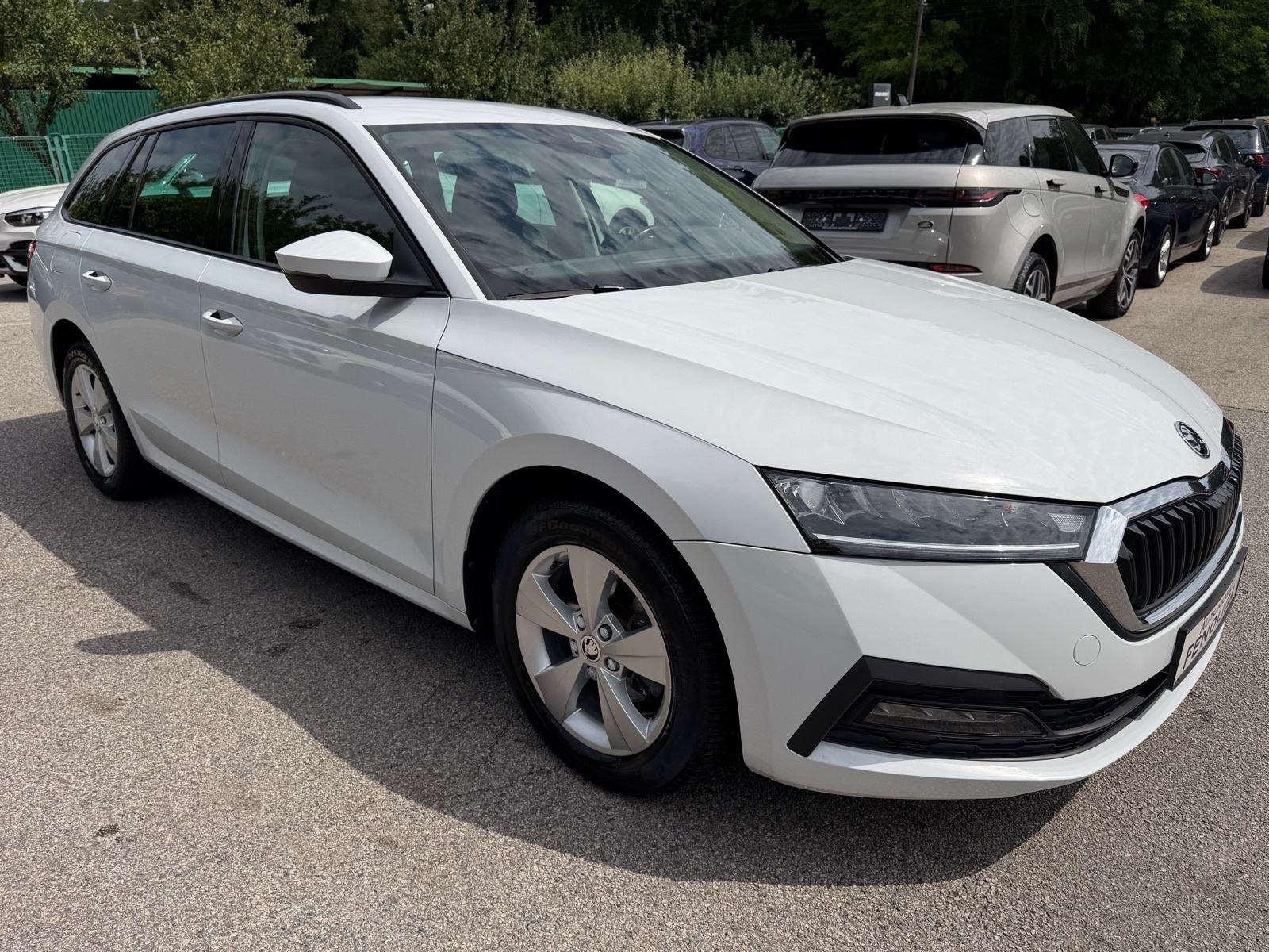 Škoda Octavia Combi 2.0 TDI AUTOMATIK,JAMSTVO,110 KW,KOŽA,LED,U PDV-U!, fotografija 3