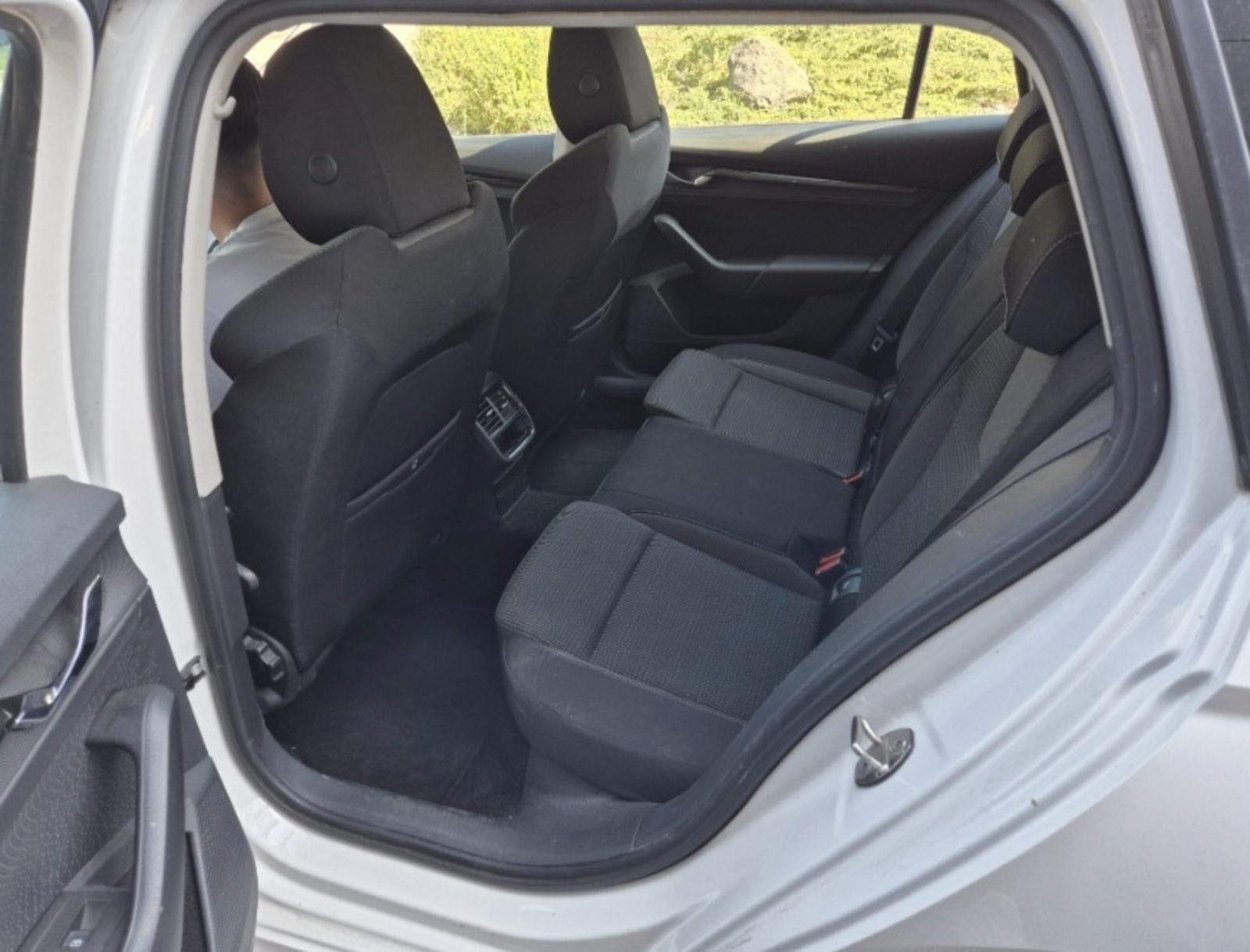 Škoda Octavia Combi 2,0 TDI, fotografija 9