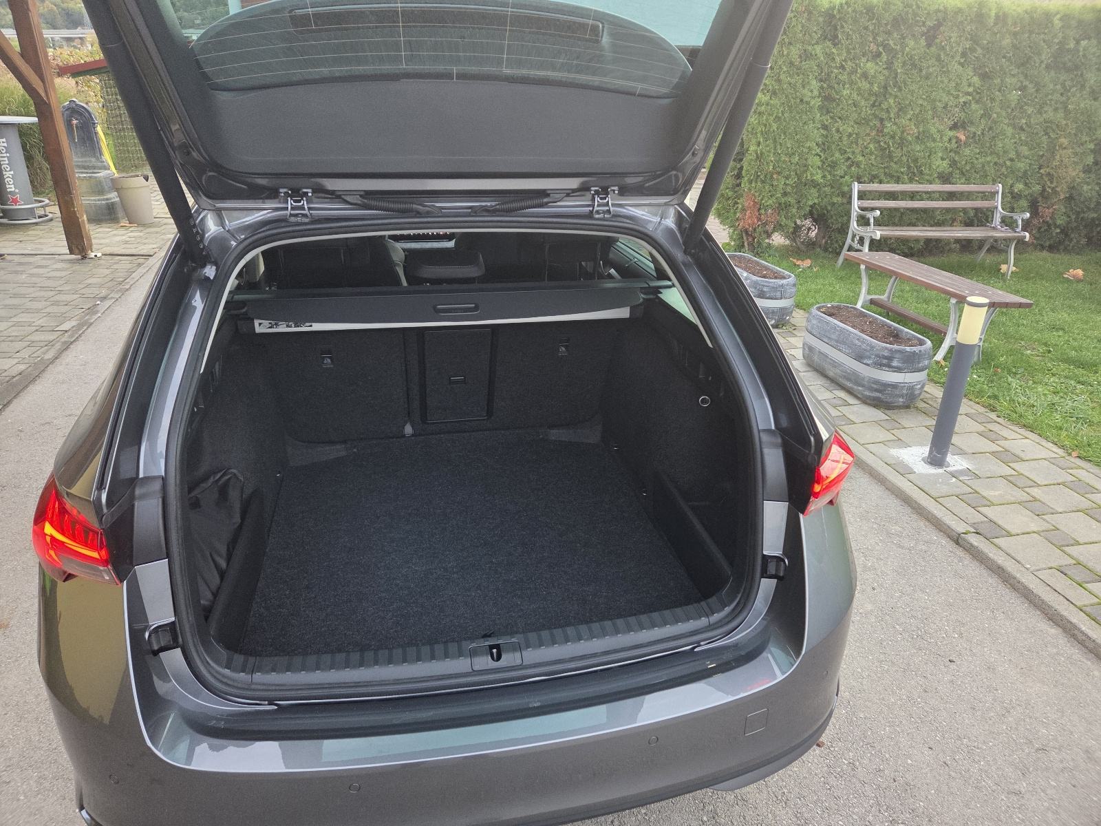 Škoda Octavia Combi 2,0 TDI, fotografija 5