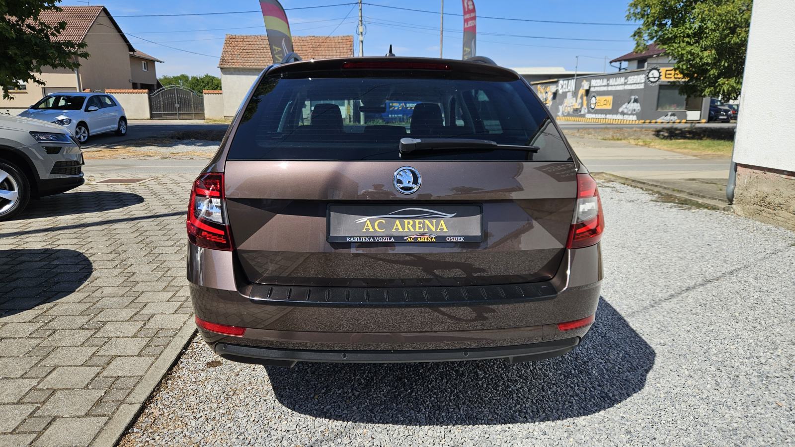 ⭐️Škoda Octavia Combi 2,0 TDI 150Ks●Style●ACC●Matrix●Navi●Alu 18", fotografija 6