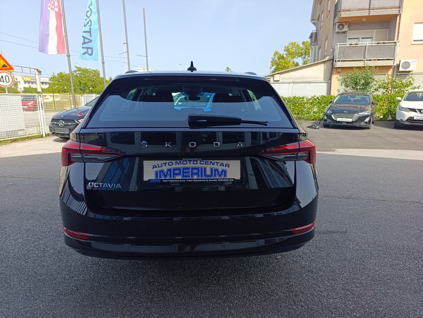 Škoda Octavia Combi 2,0 TDI 150KS✅TVORNIČKO JAMSTVO✅VIRTUAL, fotografija 12