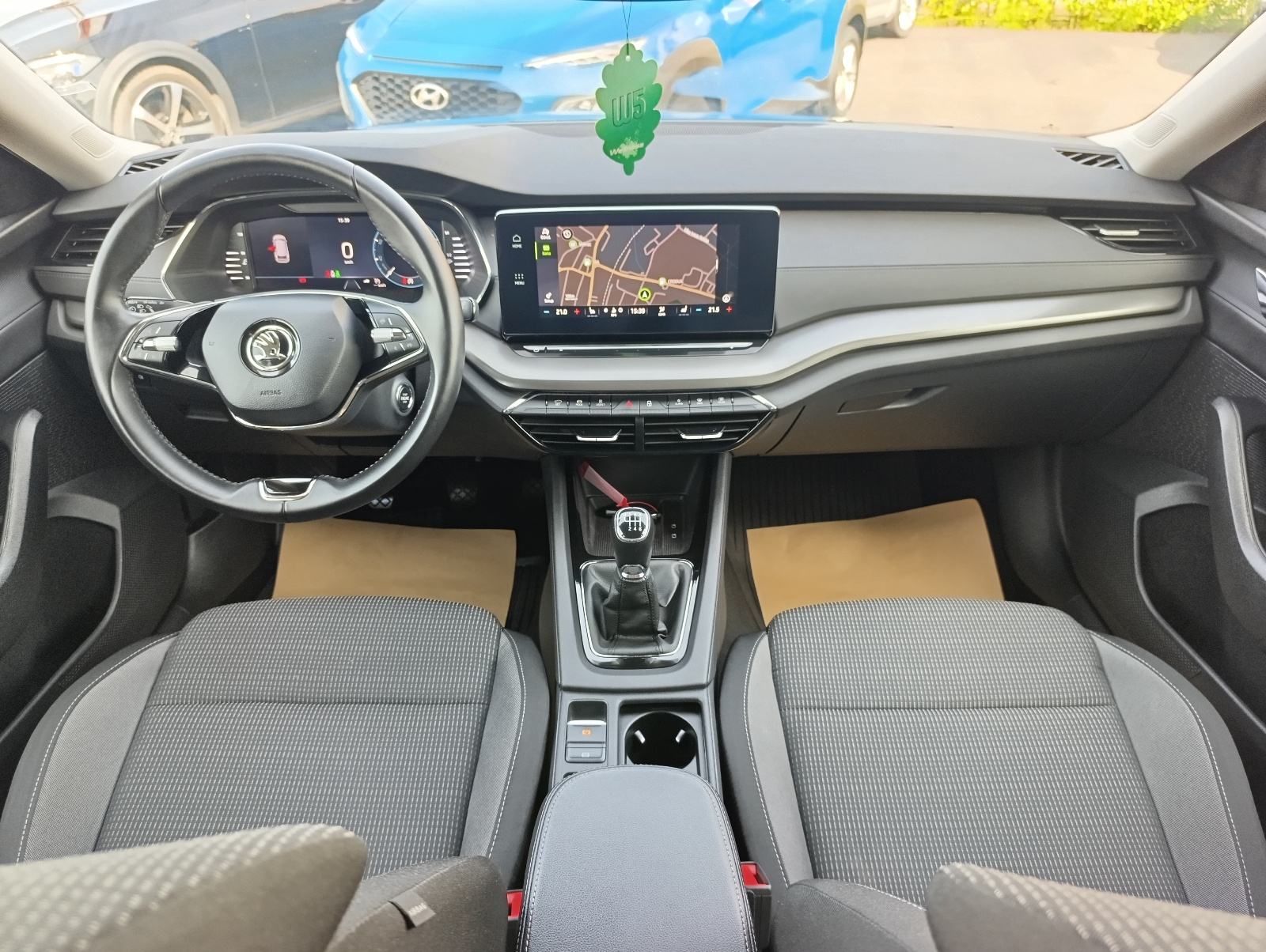 Škoda Octavia Combi 2,0 TDI 150KS✅TVORNIČKO JAMSTVO✅VIRTUAL, fotografija 16