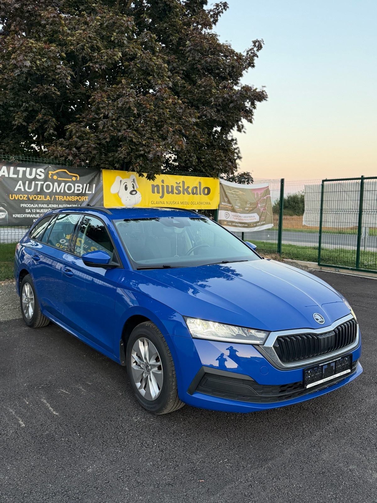 Škoda Octavia Combi 2,0 TDI|Jamstvo 12 mj.|Navi|Led|Alu|Leasing, fotografija 2