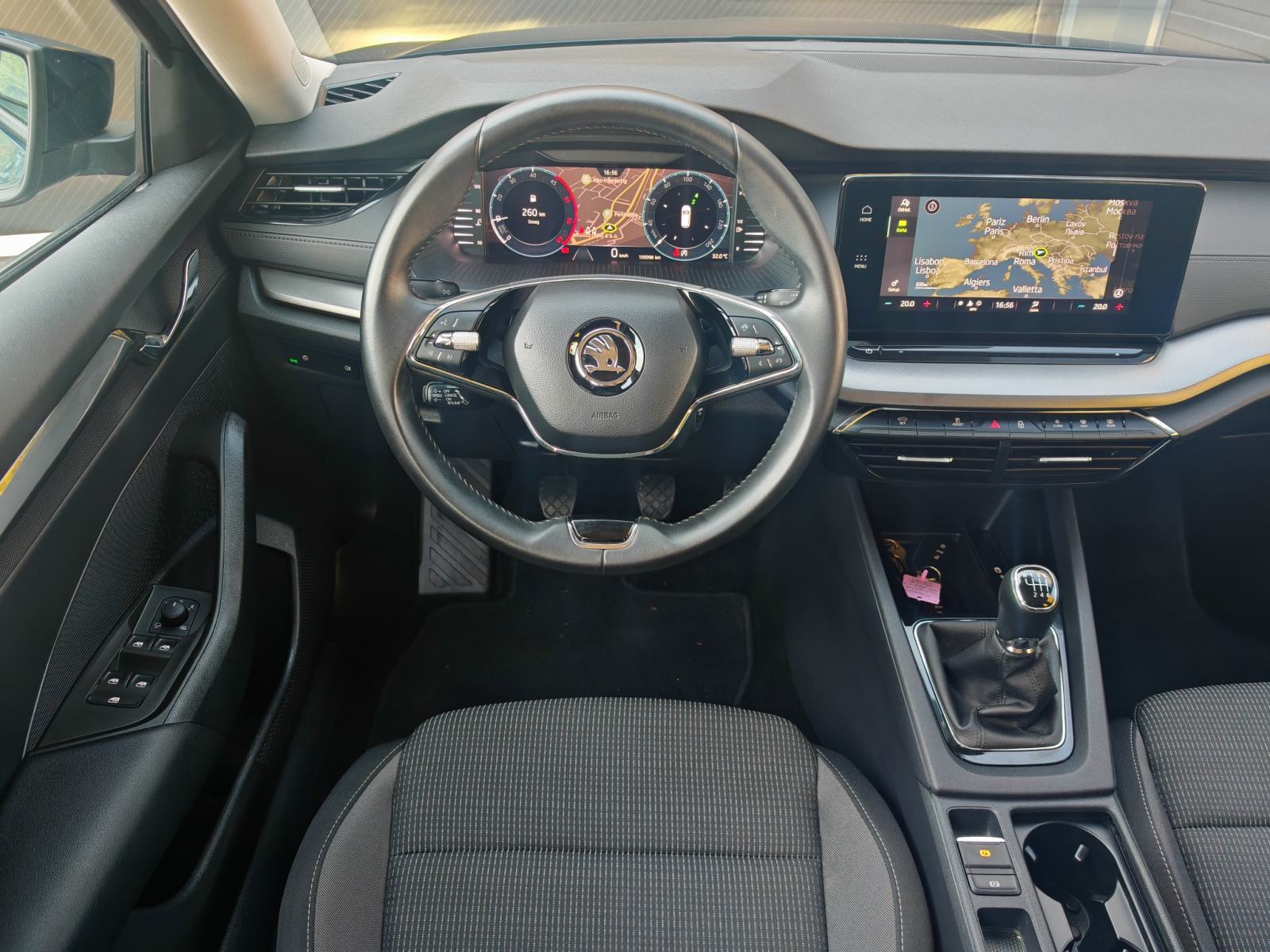 Škoda Octavia Combi 2,0 TDI, fotografija 19