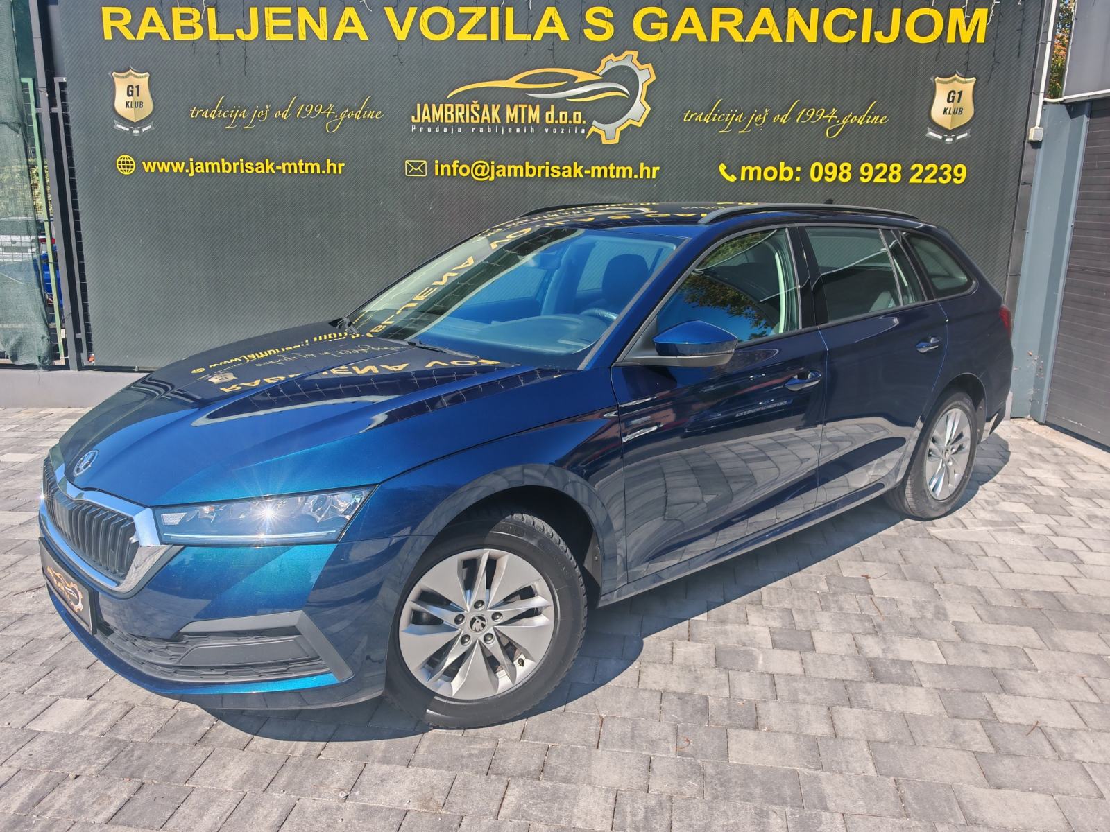 Škoda Octavia Combi 2,0 TDI, fotografija 2