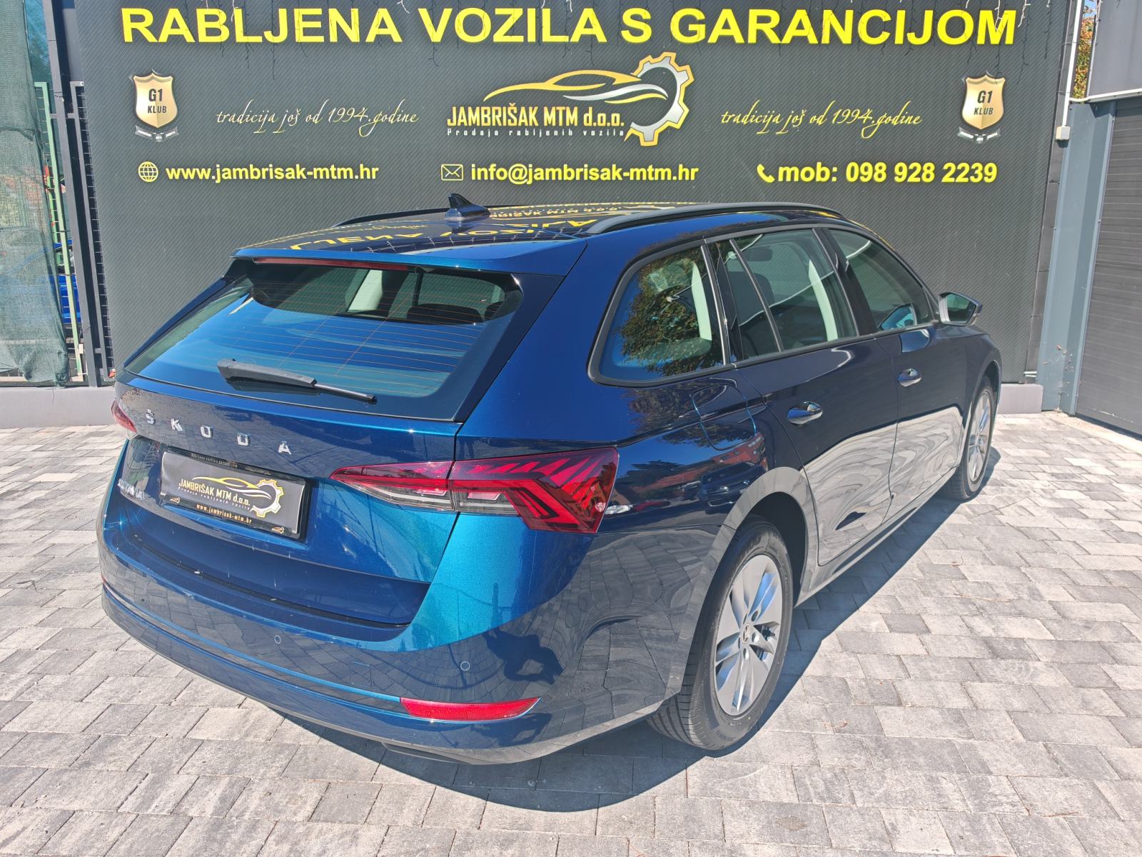 Škoda Octavia Combi 2,0 TDI, fotografija 8