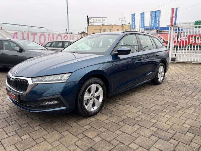 Škoda Octavia Combi 2,0 TDI Style, fotografija 2