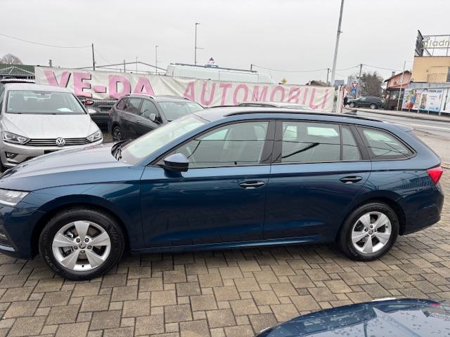 Škoda Octavia Combi 2,0 TDI Style, fotografija 3