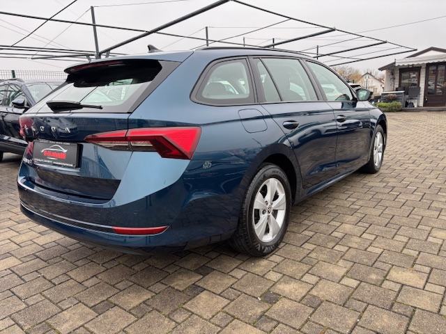 Škoda Octavia Combi 2,0 TDI Style, fotografija 6