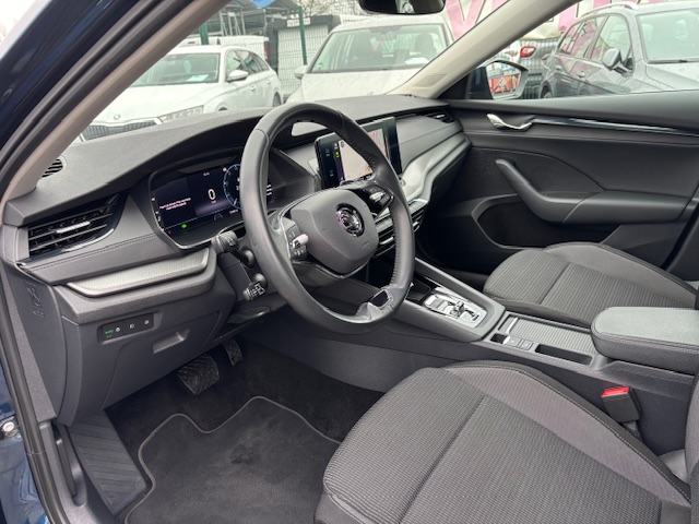 Škoda Octavia Combi 2,0 TDI Style, fotografija 10
