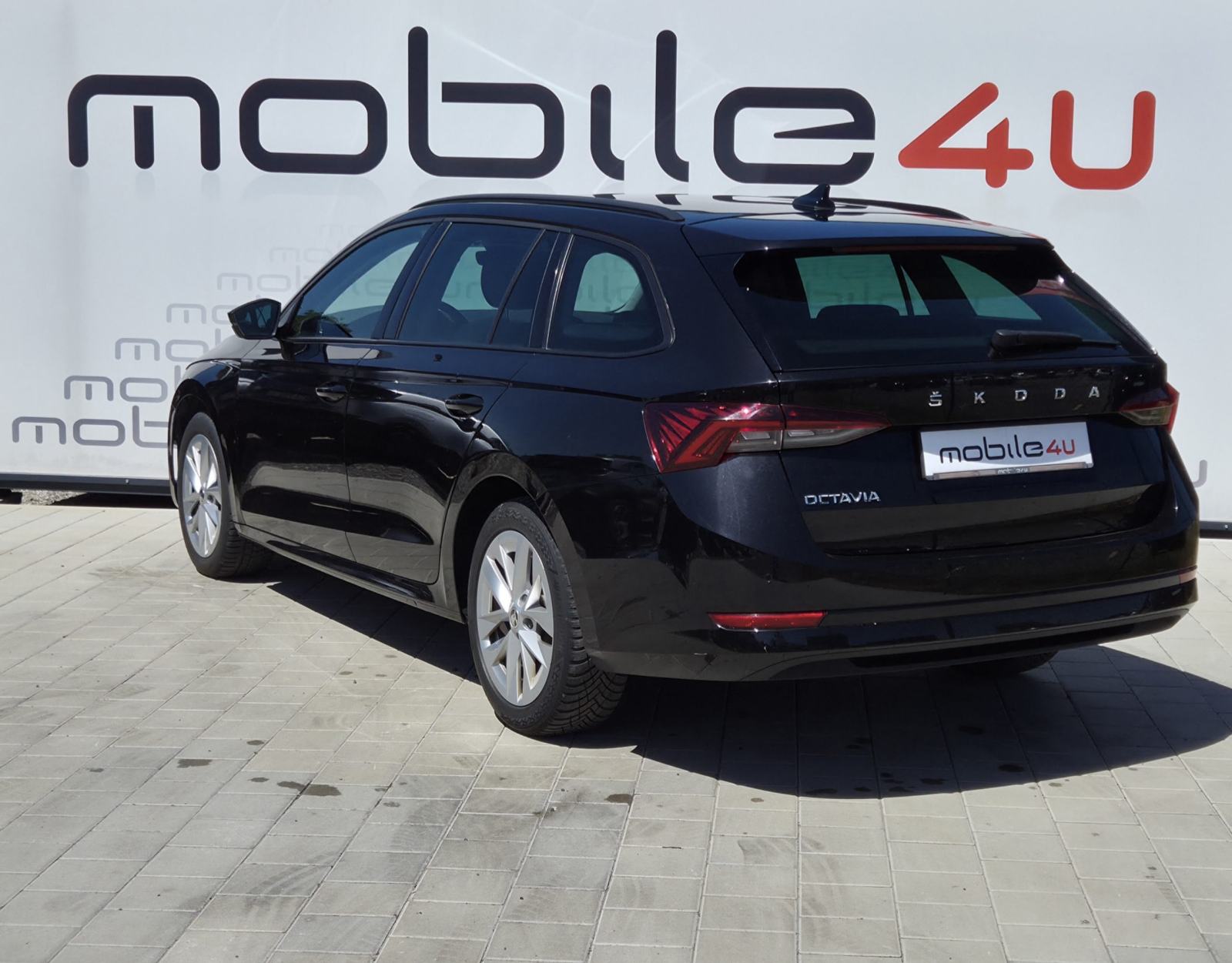 Škoda Octavia Combi 2.0 TDI Style, fotografija 3