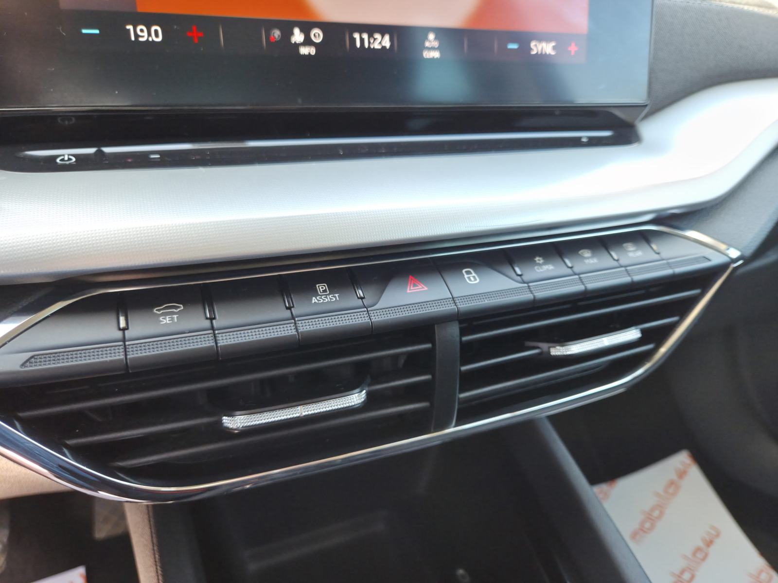 Škoda Octavia Combi 2.0 TDI Style, fotografija 14