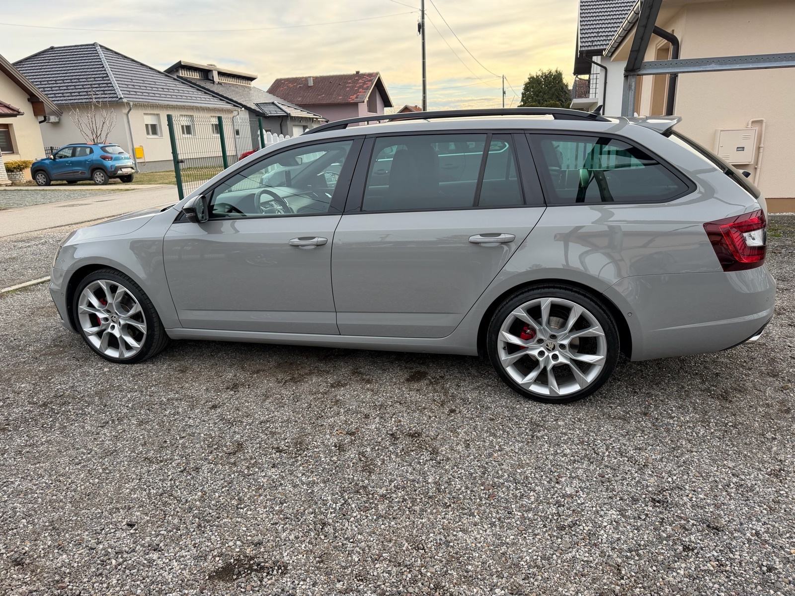 Škoda Octavia Combi 2,0 TDI,VRS,DSG,Full,Panorama,Kamera,Jamstvo 12mj., fotografija 8