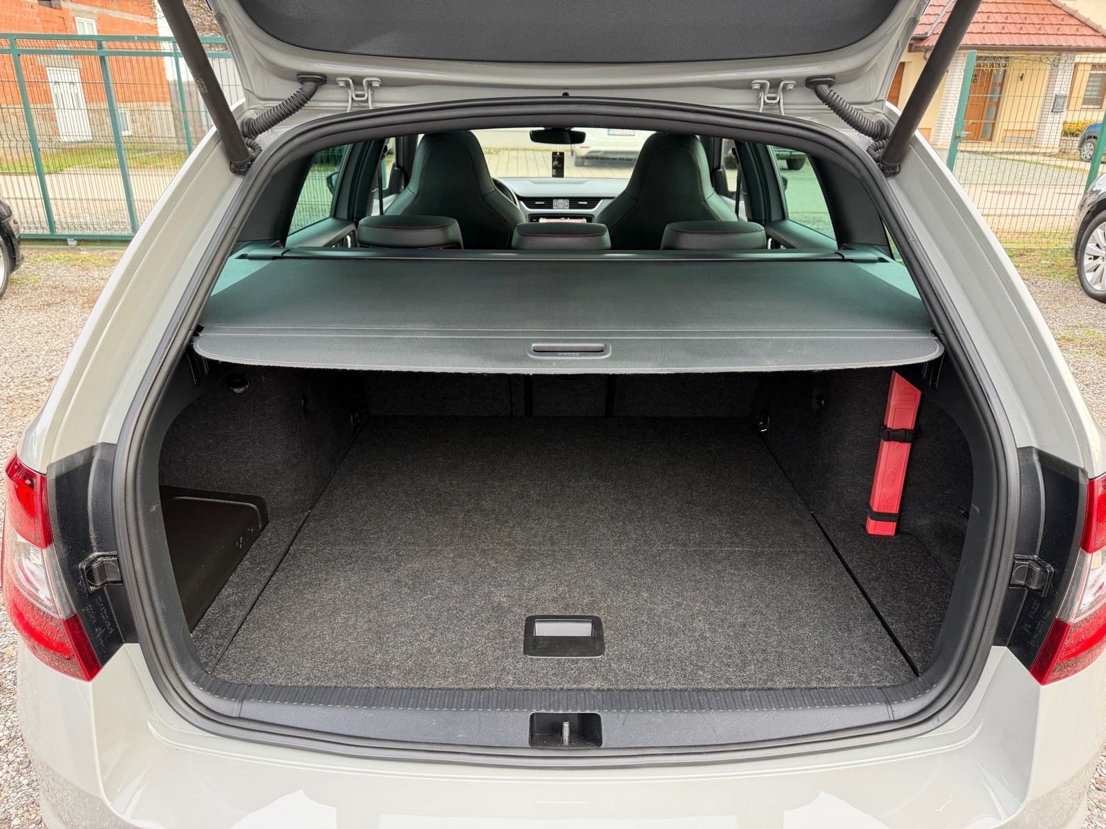 Škoda Octavia Combi 2,0 TDI,VRS,DSG,Full,Panorama,Kamera,Jamstvo 12mj., fotografija 17