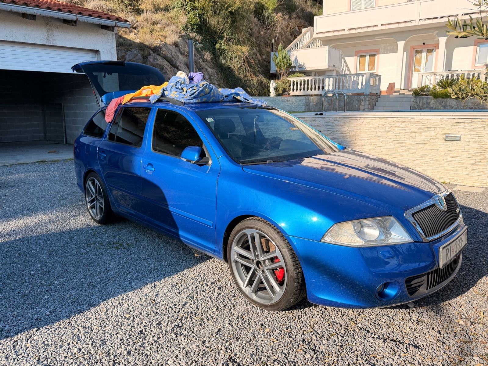 Škoda Octavia Combi 2,0 TFSI, fotografija 2