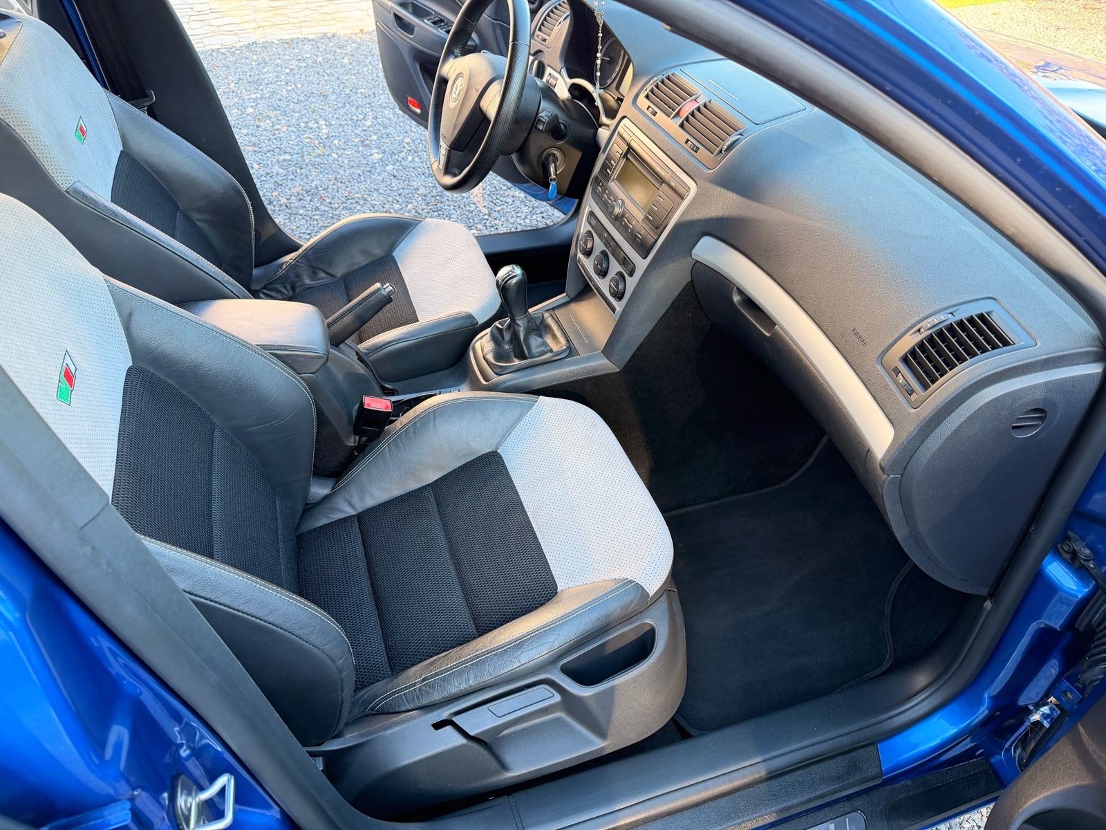 Škoda Octavia Combi 2,0 TFSI, fotografija 14
