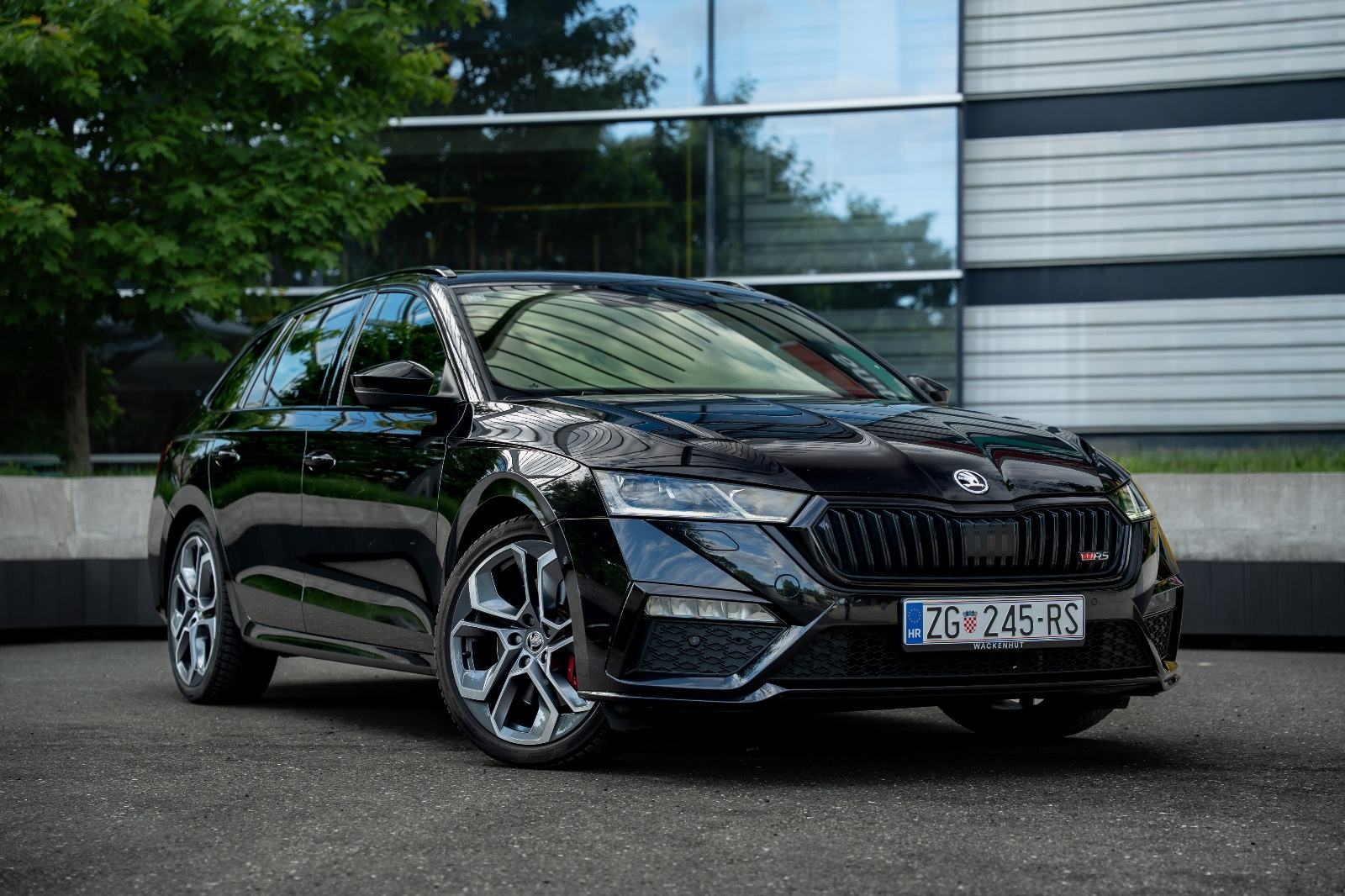 Škoda Octavia Combi 2,0 TSI automatik, fotografija 3