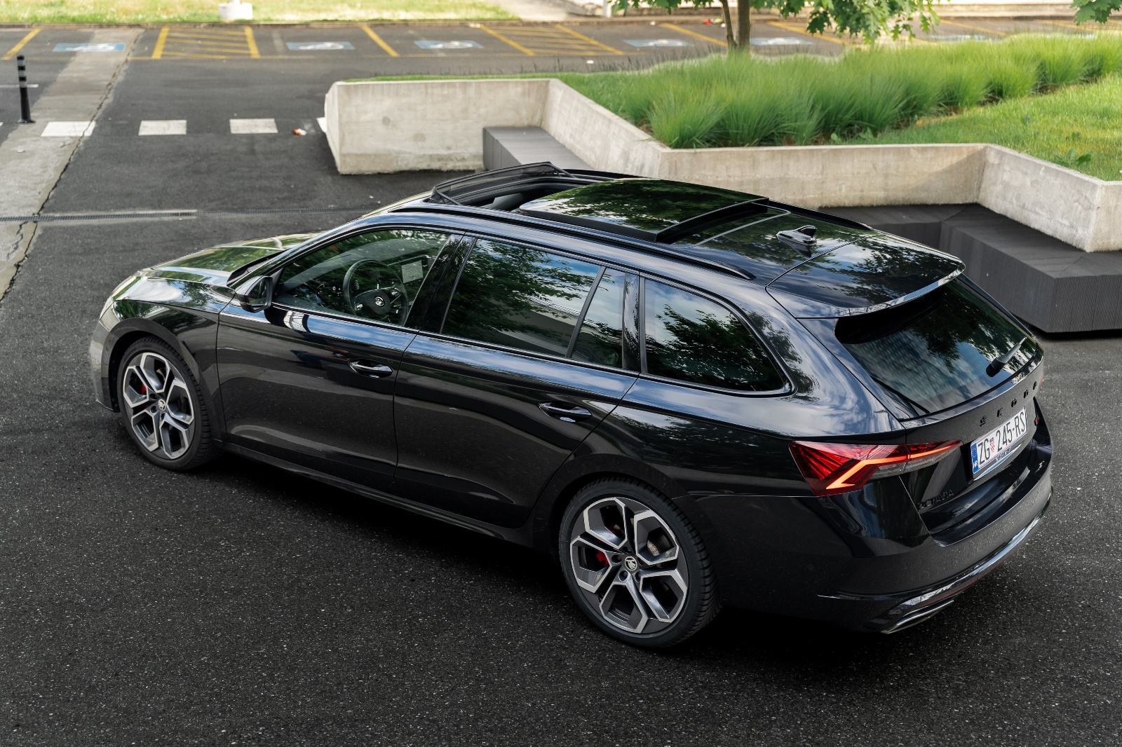 Škoda Octavia Combi 2,0 TSI automatik, fotografija 6