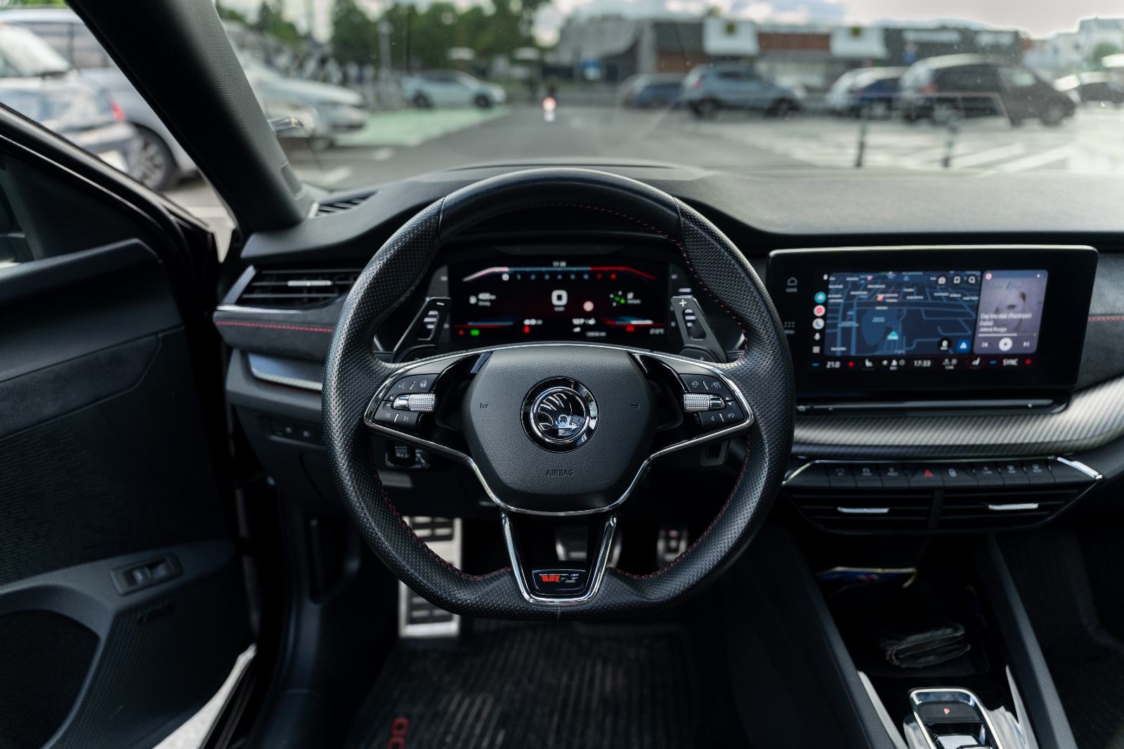 Škoda Octavia Combi 2,0 TSI automatik, fotografija 9