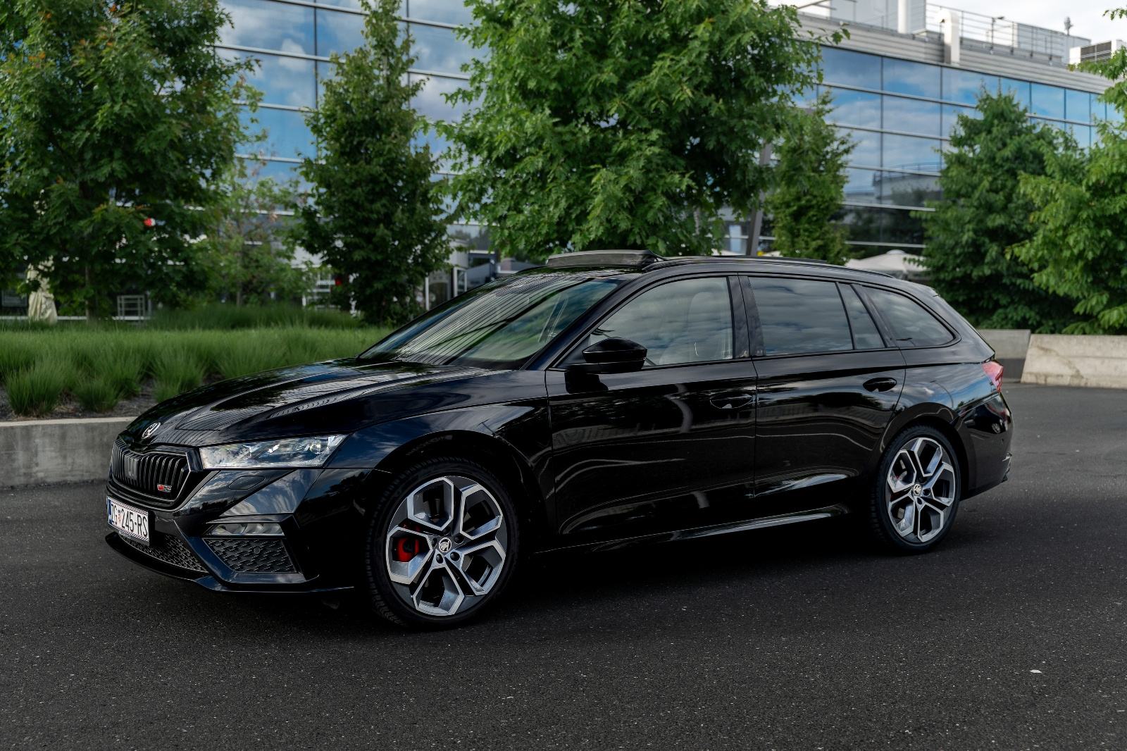 Škoda Octavia Combi 2,0 TSI automatik, fotografija 2