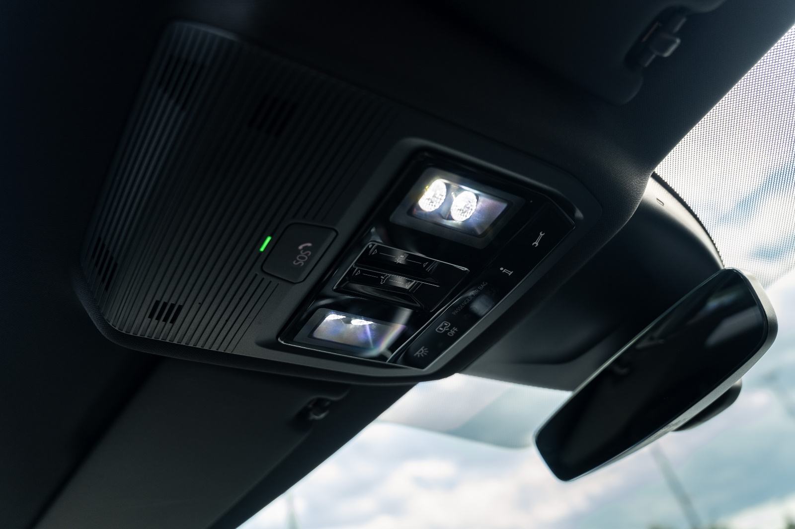 Škoda Octavia Combi 2,0 TSI automatik, fotografija 13