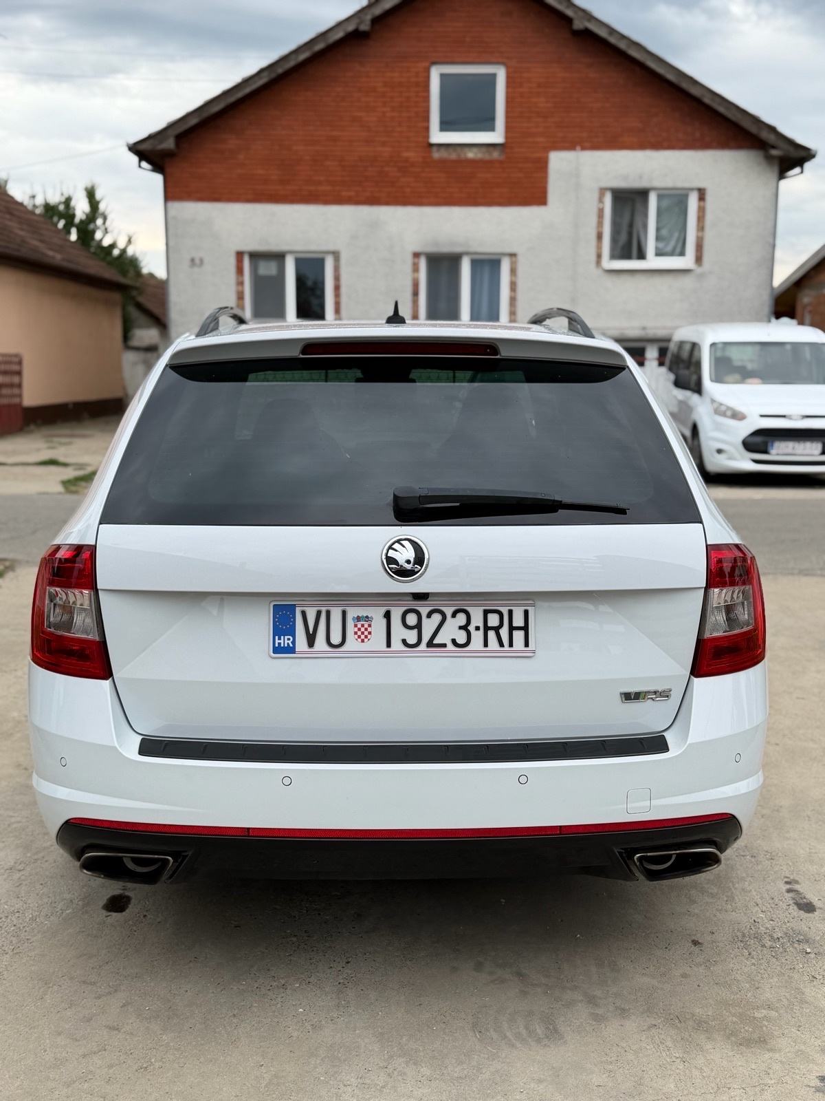 Škoda Octavia Combi 2,0 TSI vRS ** TOP STANJE **, fotografija 10
