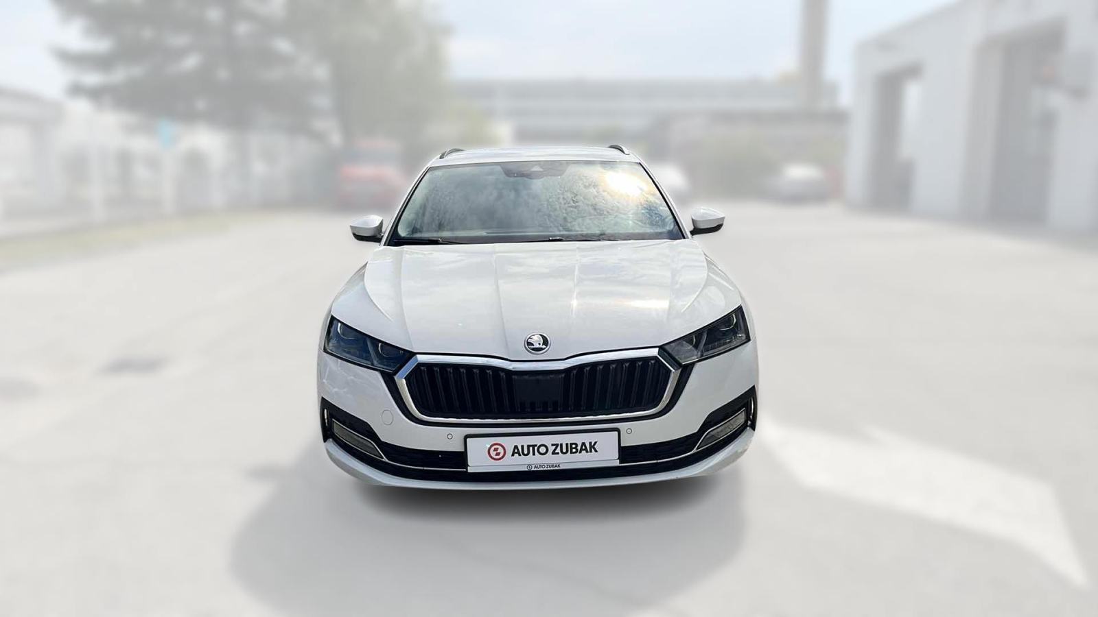 SKODA OCTAVIA Combi 2022 • PREMIUM jamstvo • AutoZubak Rabljena