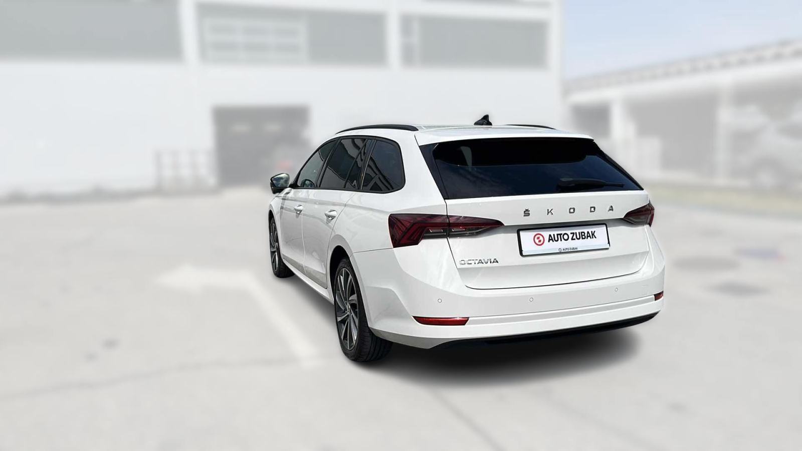 SKODA OCTAVIA Combi 2022 • PREMIUM jamstvo • AutoZubak Rabljena, fotografija 8