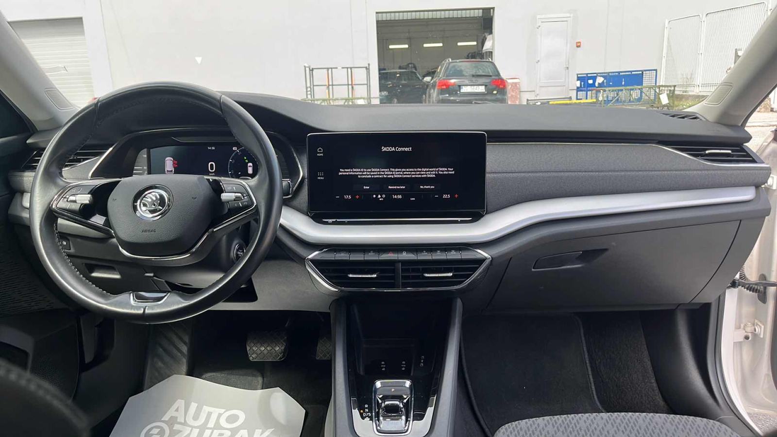 SKODA OCTAVIA Combi 2022 • PREMIUM jamstvo • AutoZubak Rabljena, fotografija 11