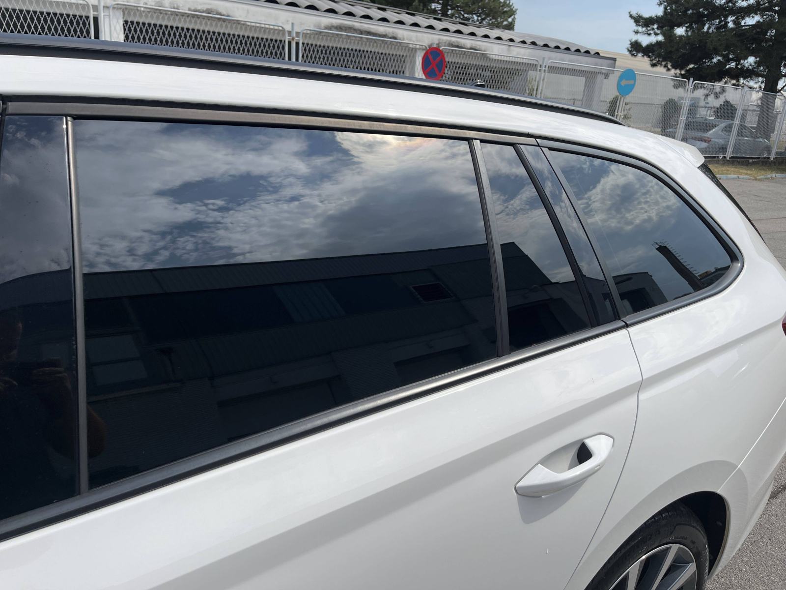 SKODA OCTAVIA Combi 2022 • PREMIUM jamstvo • AutoZubak Rabljena, fotografija 17