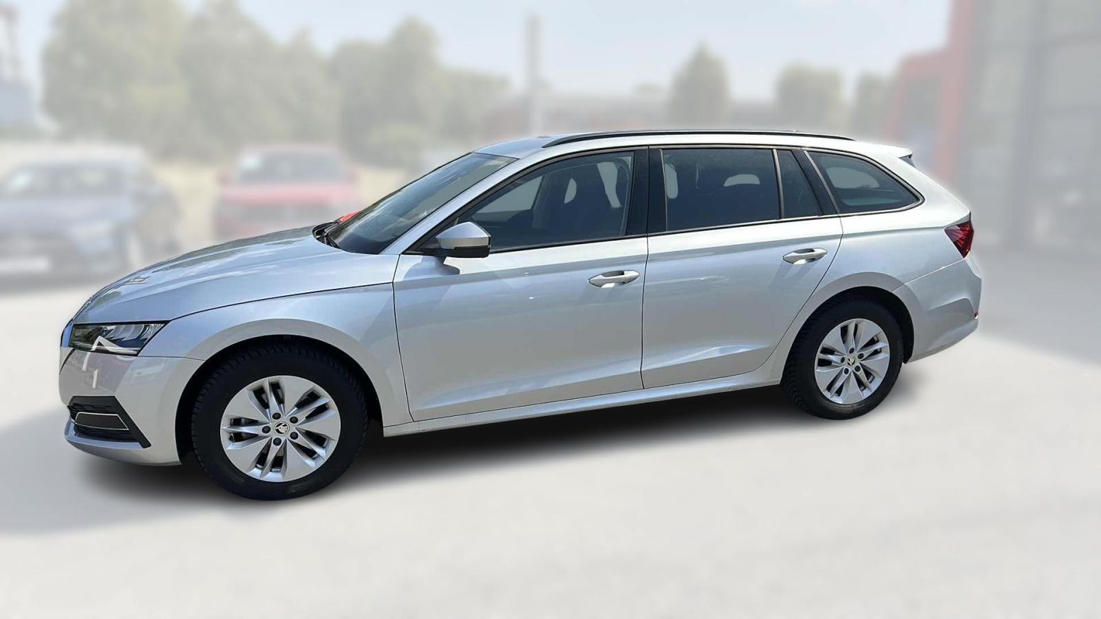 SKODA OCTAVIA Combi 2024 • PREMIUM jamstvo • AutoZubak Rabljena, fotografija 4