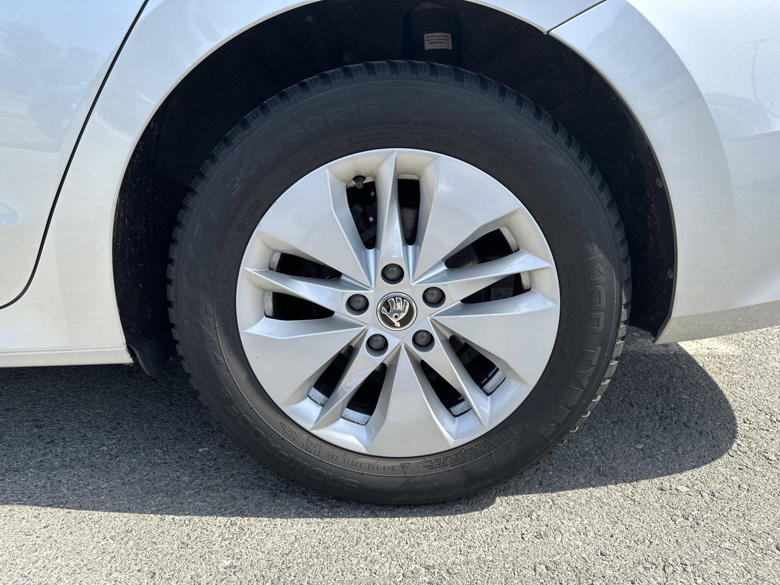 SKODA OCTAVIA Combi 2024 • PREMIUM jamstvo • AutoZubak Rabljena, fotografija 14