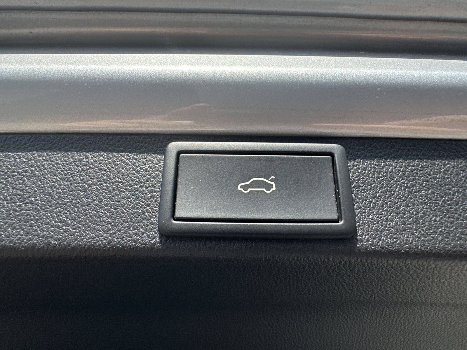 SKODA OCTAVIA Combi 2024 • PREMIUM jamstvo • AutoZubak Rabljena, fotografija 20