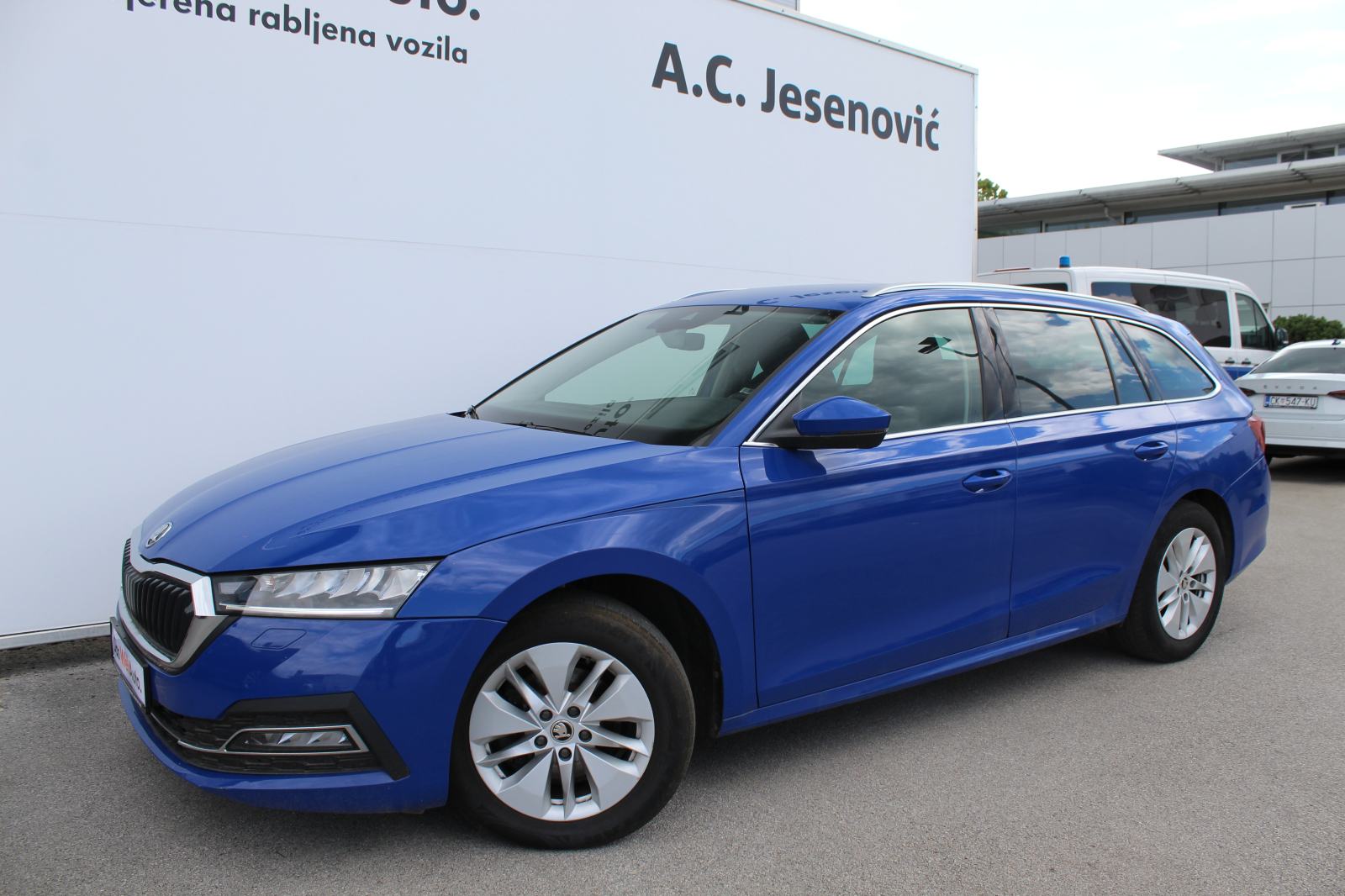 Škoda OCTAVIA Combi Ambition 2.0 TDI DSG, fotografija 7