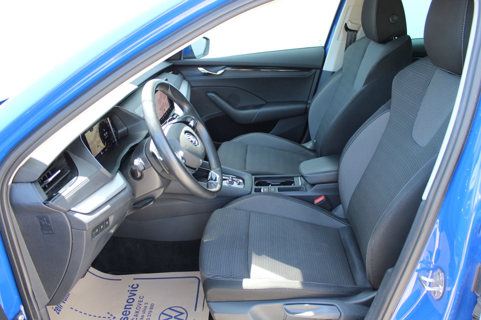 Škoda OCTAVIA Combi Ambition 2.0 TDI DSG, fotografija 8