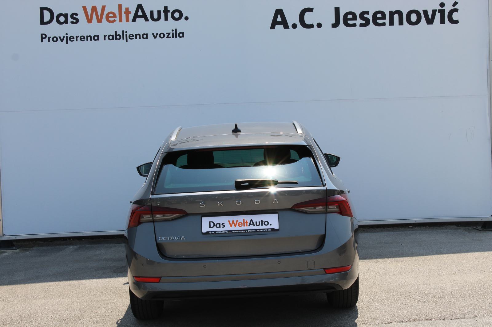 Škoda OCTAVIA Combi Ambition 2.0 TDI, fotografija 5