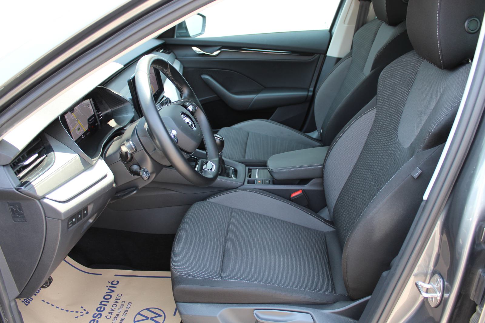 Škoda OCTAVIA Combi Ambition 2.0 TDI, fotografija 8