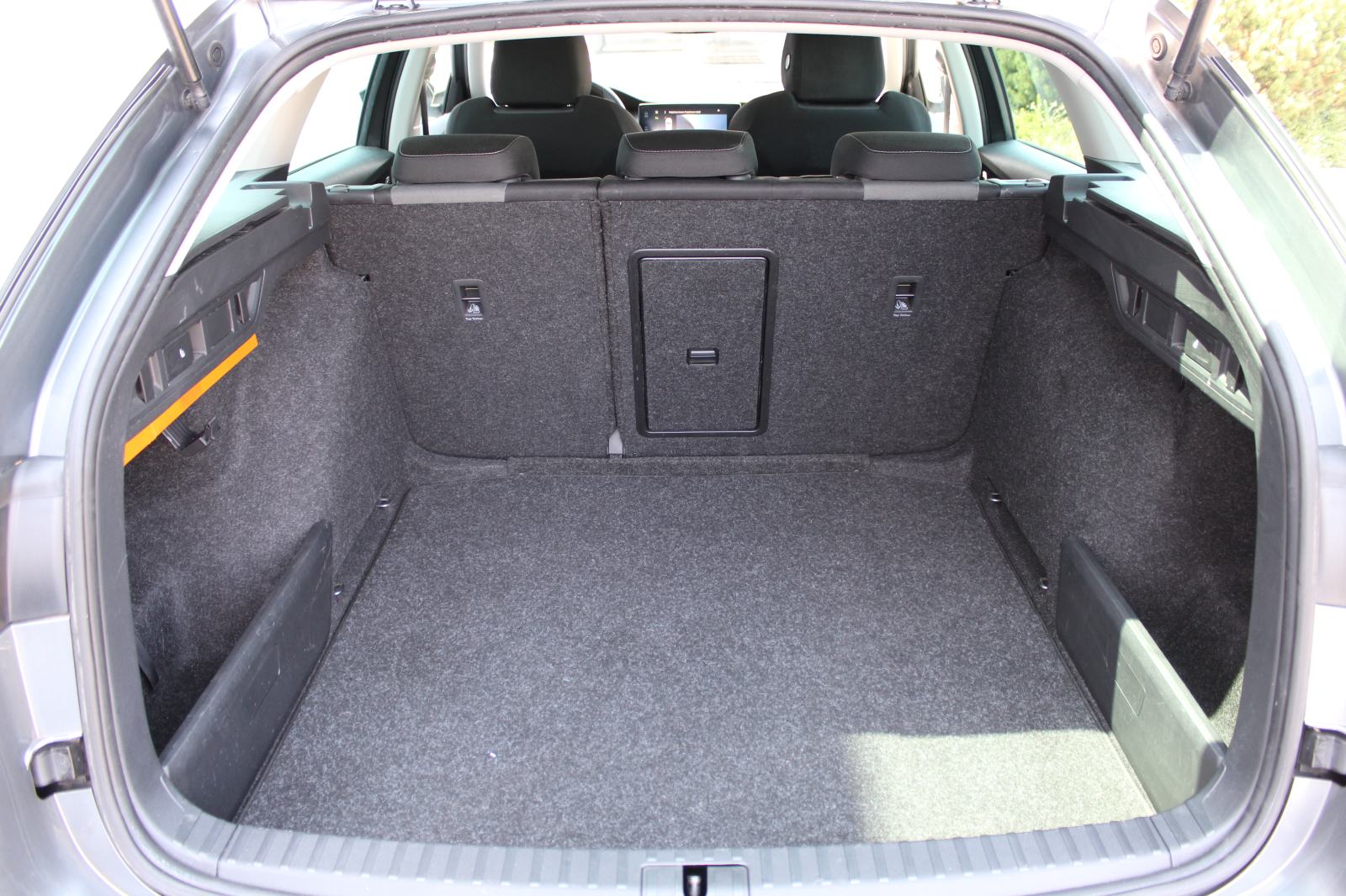 Škoda OCTAVIA Combi Ambition 2.0 TDI, fotografija 16