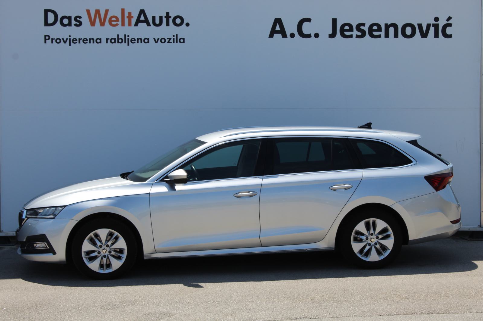 Škoda OCTAVIA Combi Ambition 2.0 TDI, fotografija 6