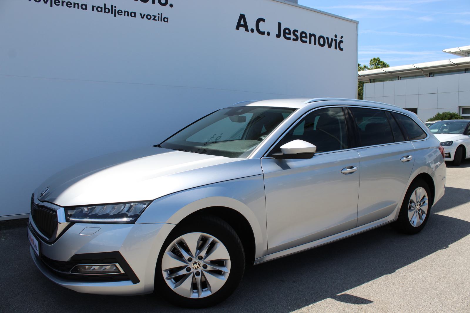 Škoda OCTAVIA Combi Ambition 2.0 TDI, fotografija 7