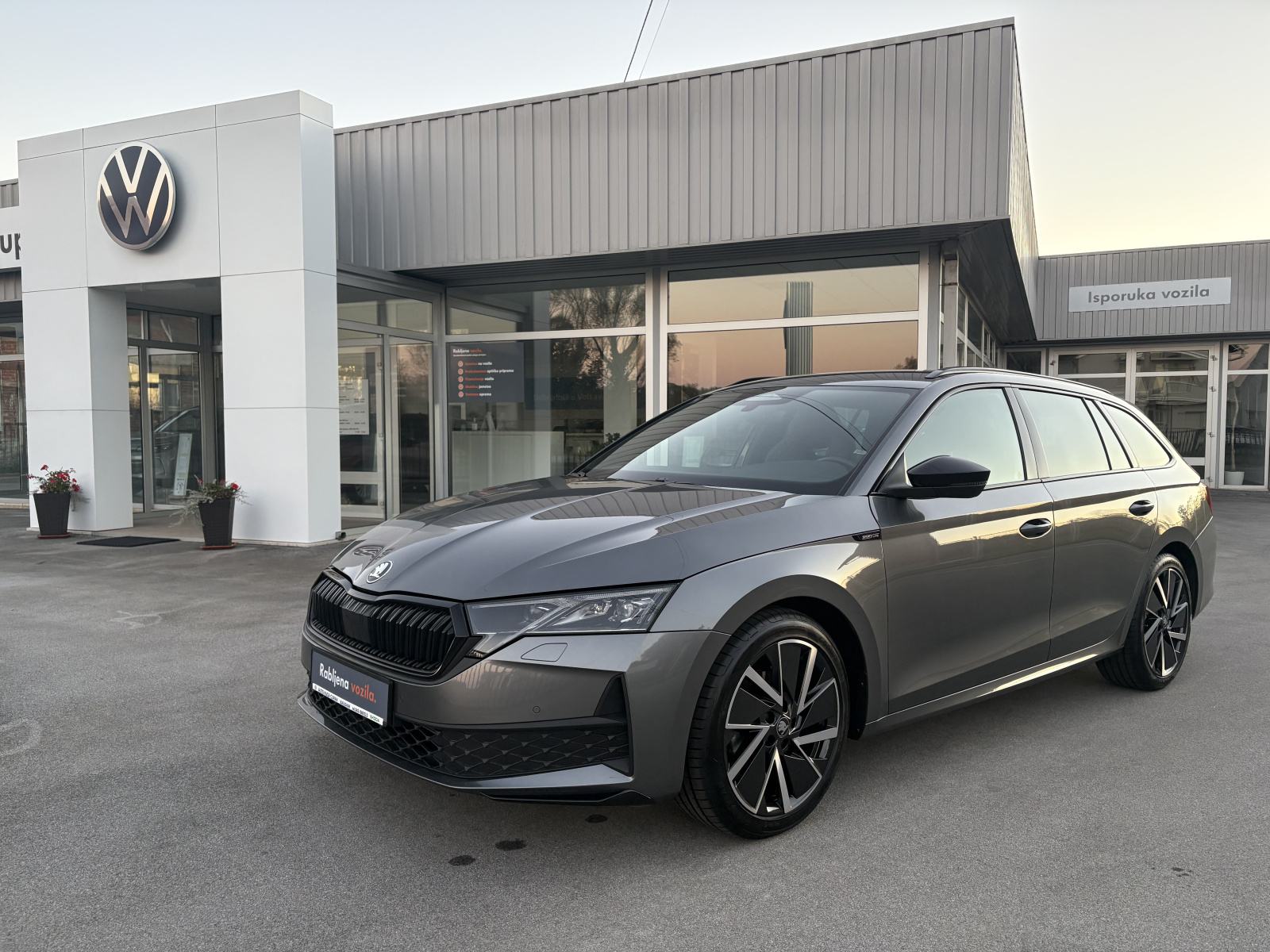 Škoda Octavia Combi FL 2,0TDI DSG SPORTLINE,+ZIMSKE GUME, pogled izvana - slika 1